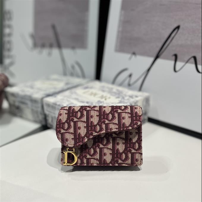 2025228Y 170P182139857